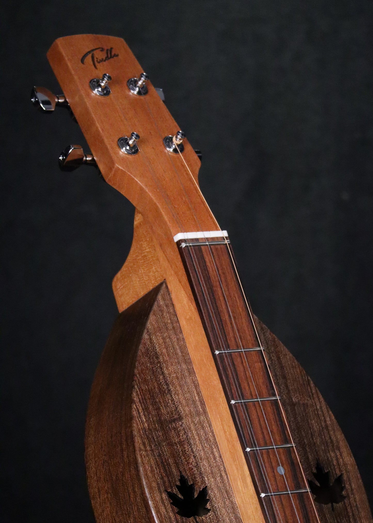 #2.067 Oregon Walnut Essential Minuet Dulcimer