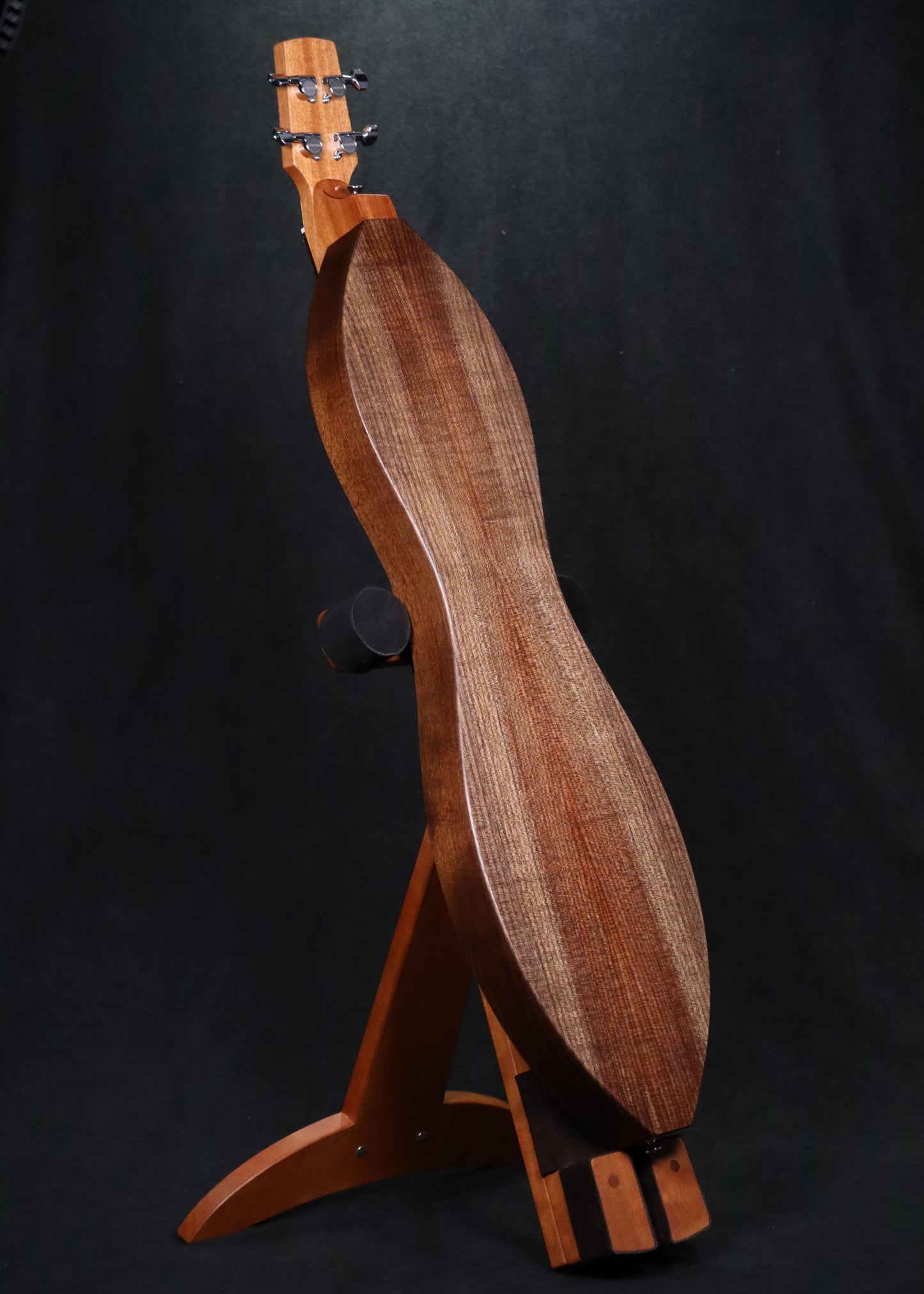#2.072 Oregon Walnut Essential Sonata Dulcimer