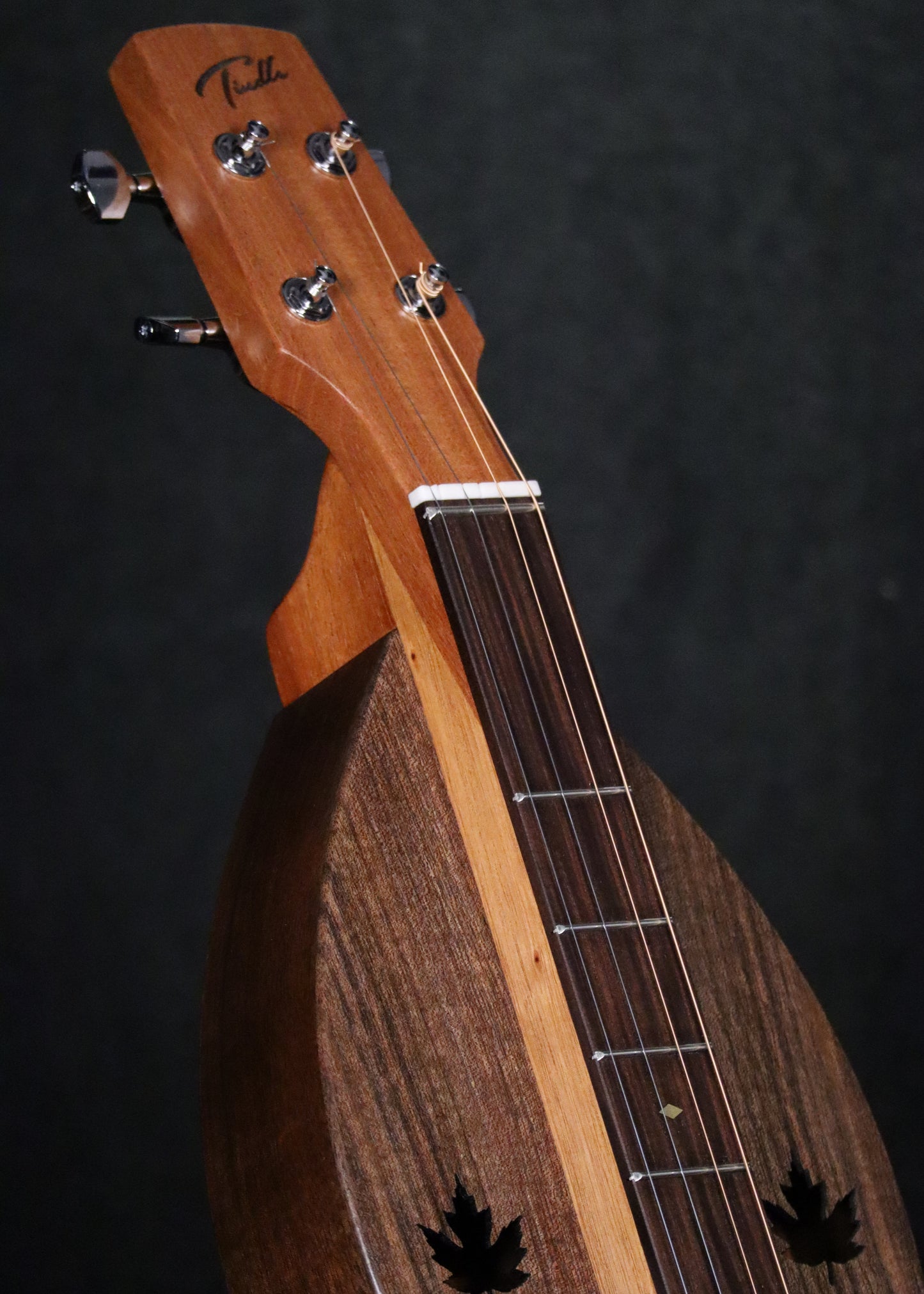 #2.072 Oregon Walnut Essential Sonata Dulcimer